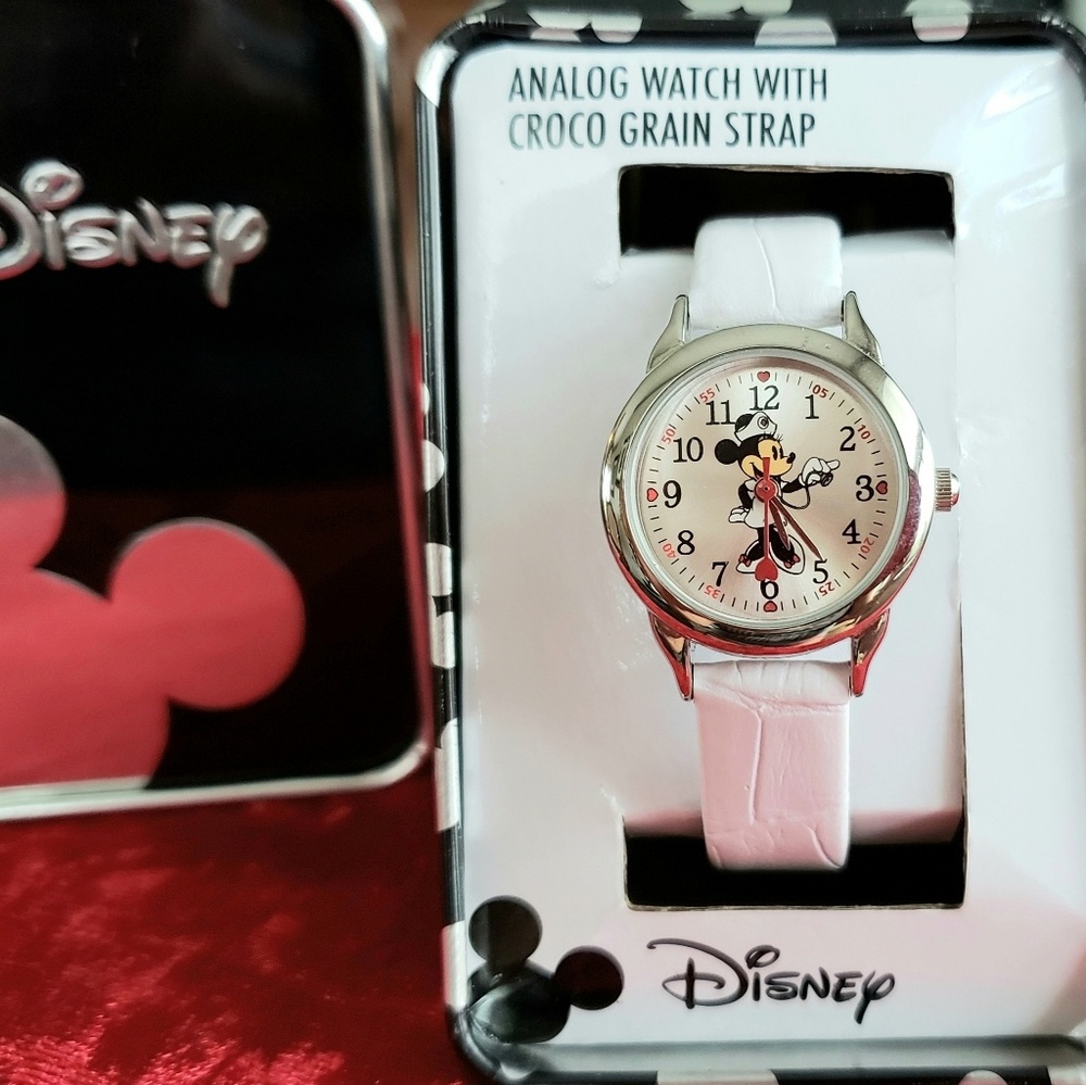 Officially licensed Disney watch